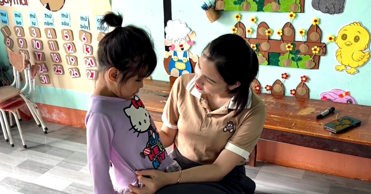 Từ lúng túng đến thấu hiểu: Hành trình đồng hành cùng trẻ của cô giáo