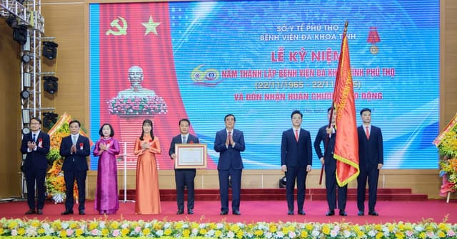 Xuân mới trên Đất Tổ – Bệnh viện Đa khoa tỉnh Phú Thọ vững bước trên hành trình trở thành Bệnh viện hạng Đặc biệt, đảm nhận chức năng vùng