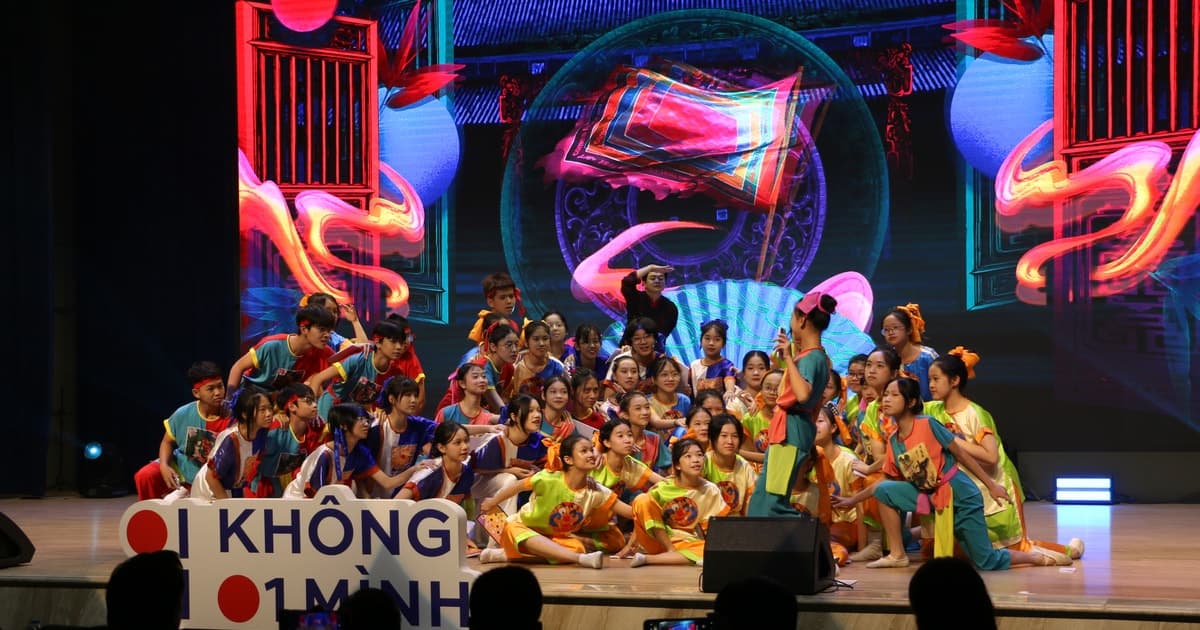 Hơn 8 triệu trẻ em được tiếp cận, 6.100 điểm trường phủ sóng chiến dịch 'Không một mình'