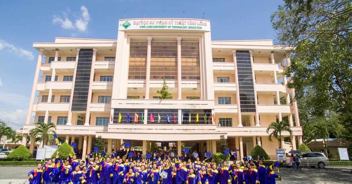 Trụ cột Giáo dục STEM: đổi mới sáng tạo và ứng dụng công nghệ tại VLUTE