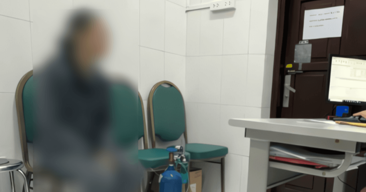 Nhập viện 'cai nghiện', nữ sinh viên vẫn ôm theo bình khí cười