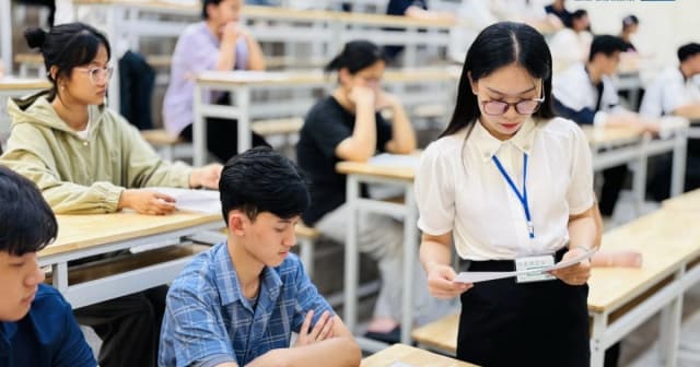 Khai trương Trung tâm Phát triển cá nhân và Hỗ trợ người học
