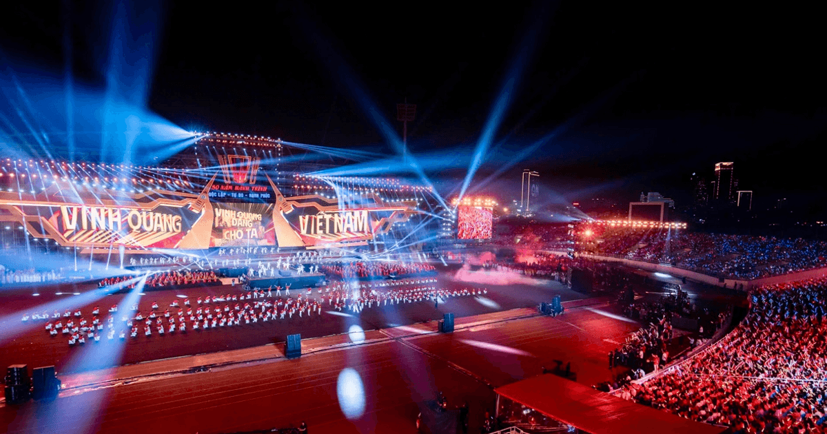 Chương trình nghệ thuật đặc biệt ‘Dưới lá cờ vẻ vang của Đảng’ - Bản hùng ca chào mừng Đại hội XIV