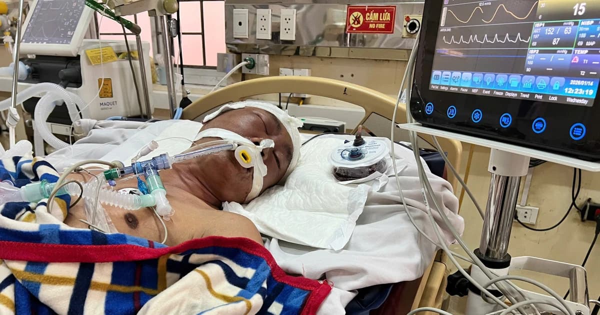 Cơn bão đột quỵ cướp đi người thầy, để lại gia đình trong cơn bão tố