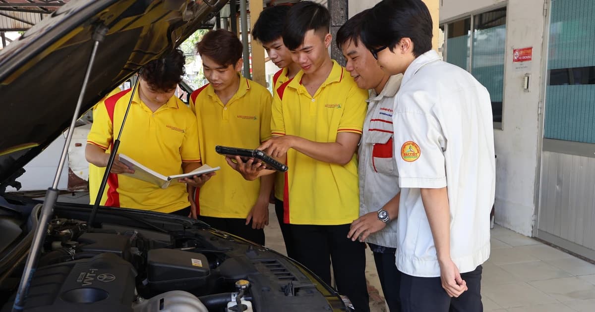 Trường nghề số hóa để thu hút thí sinh