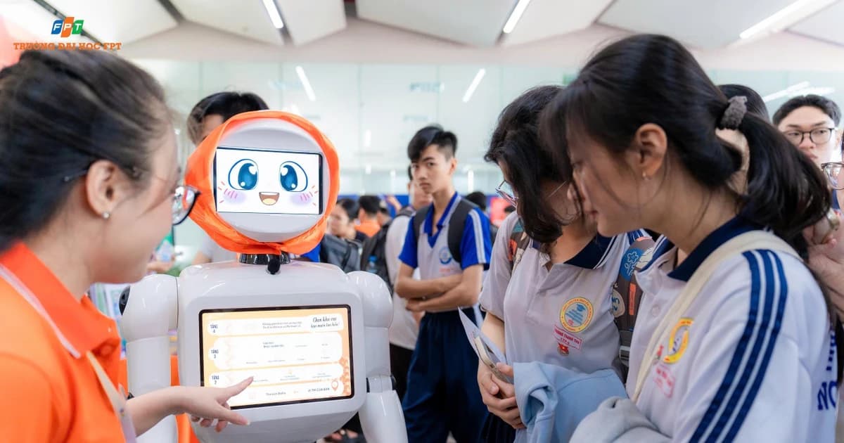 Hơn 3.500 học sinh THPT ở ĐBSCL trải nghiệm tại FPTU Big Open Day