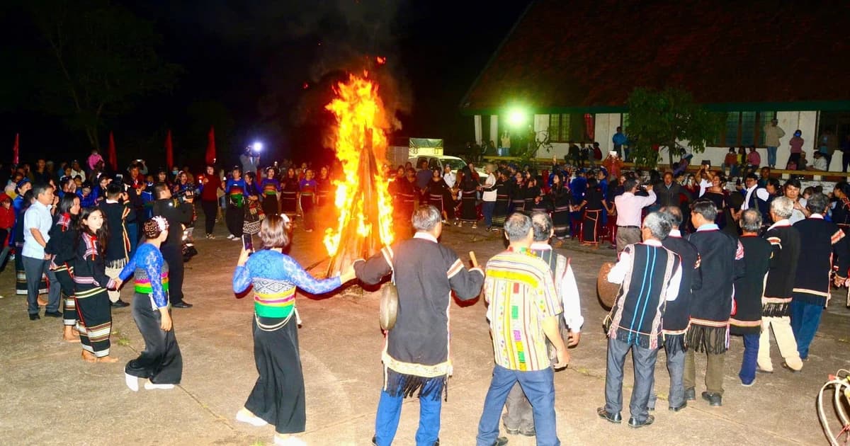 Niềm tin gửi từ buôn làng