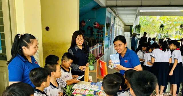 100% giáo viên TPHCM phải hoàn thành tập huấn sách giáo khoa thống nhất