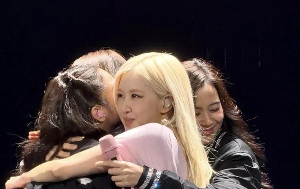 BLACKPINK tan rã sau chuyến lưu diễn đẫm nước mắt tại Hồng Kông?