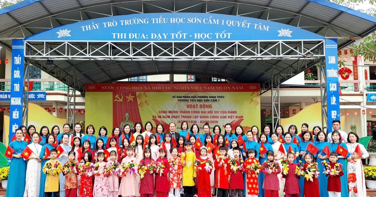 Sinh động hóa hoạt động giáo dục lí tưởng cho học trò