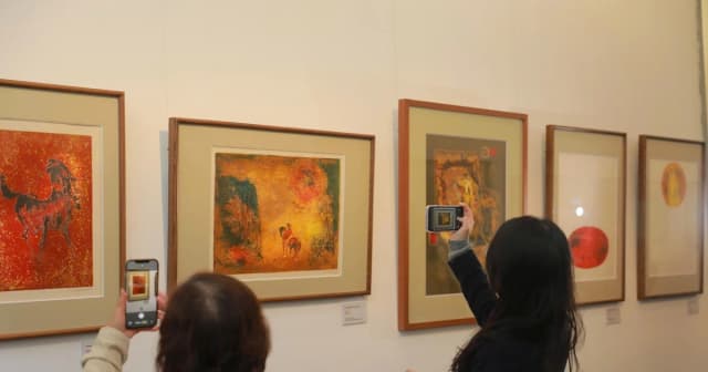 Từ huyền thoại Thánh Gióng đến hình ảnh Bác Hồ cưỡi ngựa trong thời kháng chiến