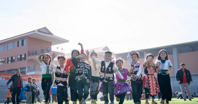 Thầy trò háo hức trước ngày khánh thành trường nội trú liên cấp ở Si Pa Phìn