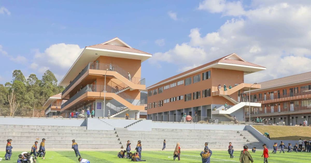 Cận cảnh trường nội trú liên cấp đầu tiên ở Si Pa Phìn trước ngày khánh thành