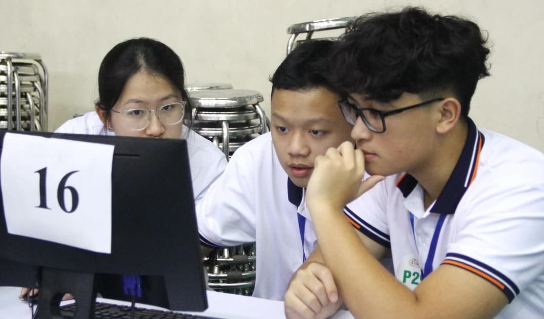 Giáo dục và khoa học giáo dục có vai trò trung tâm với sự phát triển đất nước