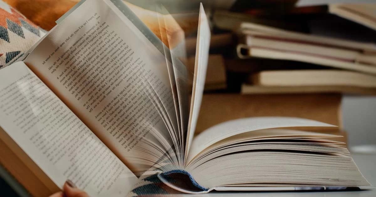 Khám phá lịch sử từ chuyện họ - tên