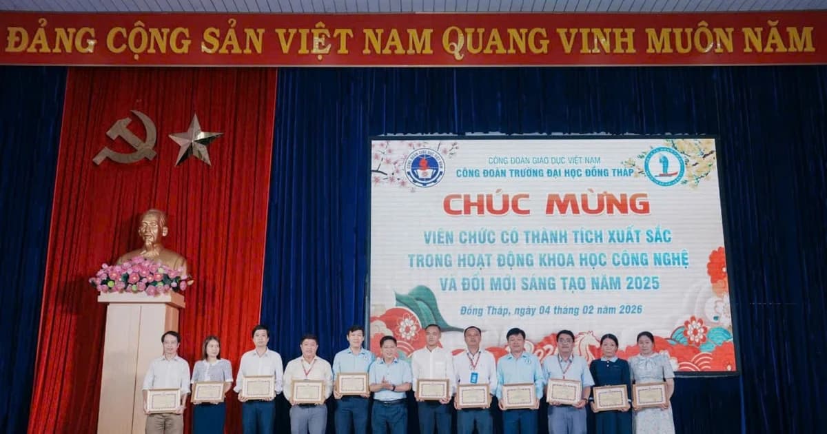 Ấm áp chương trình 'Tết sum vầy - Xuân ơn Đảng' tại Trường ĐH Đồng Tháp