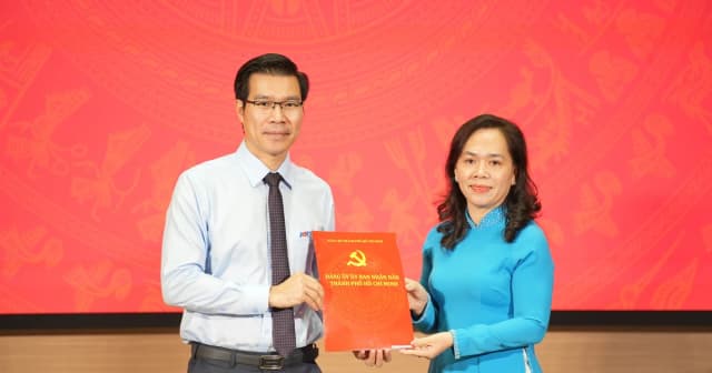 PGS.TS Trần Trọng Đạo giữ chức Bí thư Đảng ủy Trường Đại học Tôn Đức Thắng