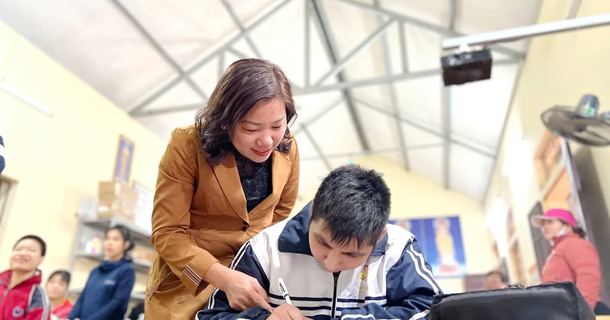 Hành trình quản trị trường học bằng yêu thương của cô hiệu trưởng