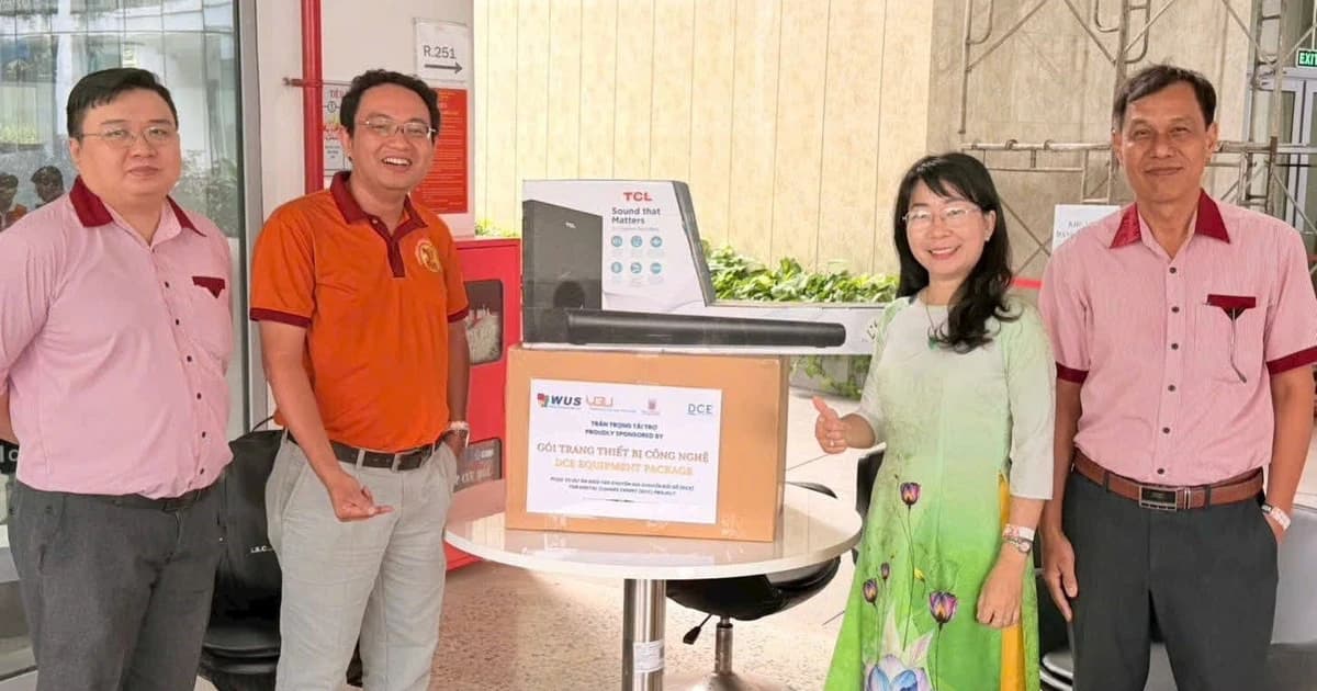 'Tiếp lửa' công nghệ