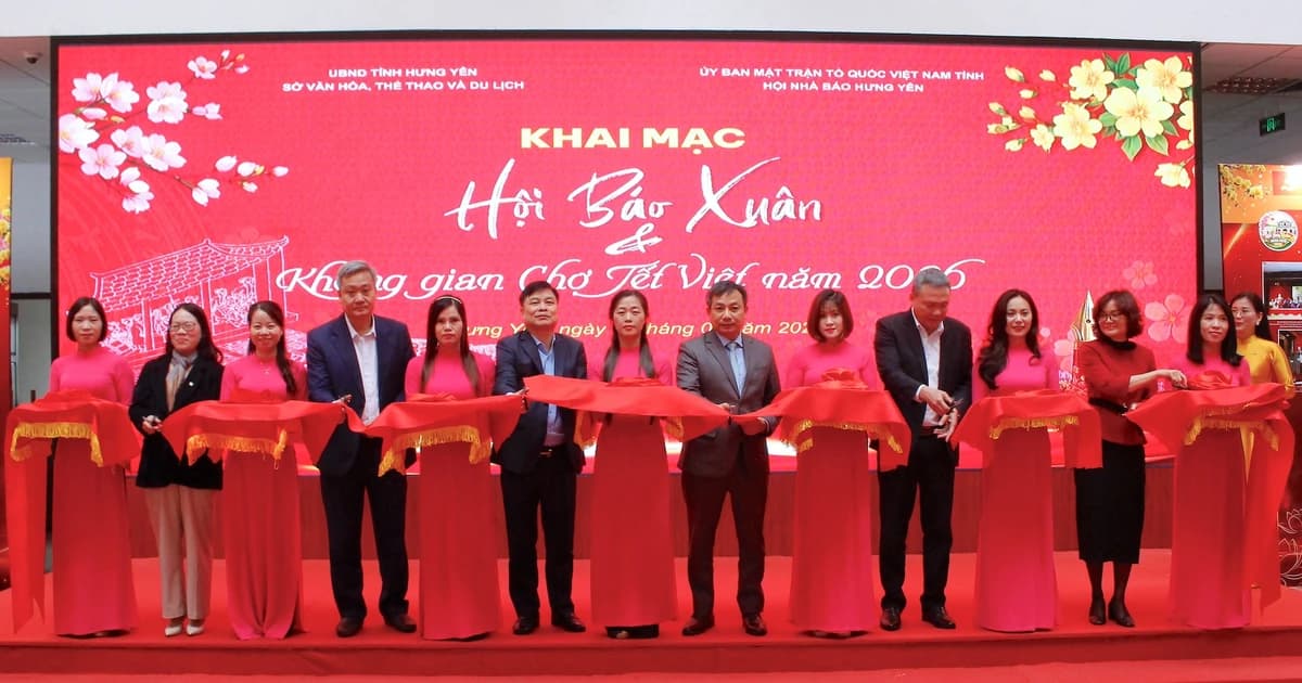 Hưng Yên khai mạc Hội báo Xuân và không gian Chợ Tết Việt