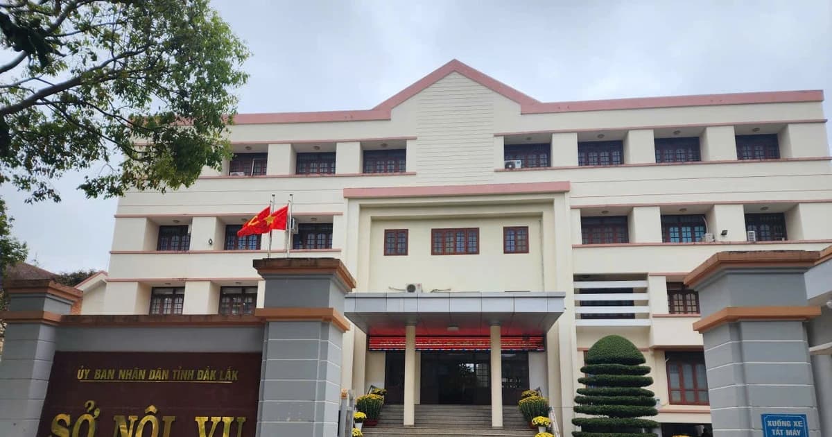 Đắk Lắk đề nghị rà soát giáo viên hợp đồng để tuyển dụng đặc cách