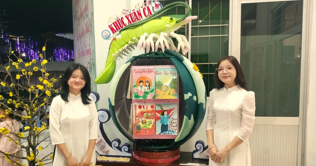 Báo tường học đường thiết kế độc đáo thu hút độc giả tại Hội báo Xuân Cà Mau