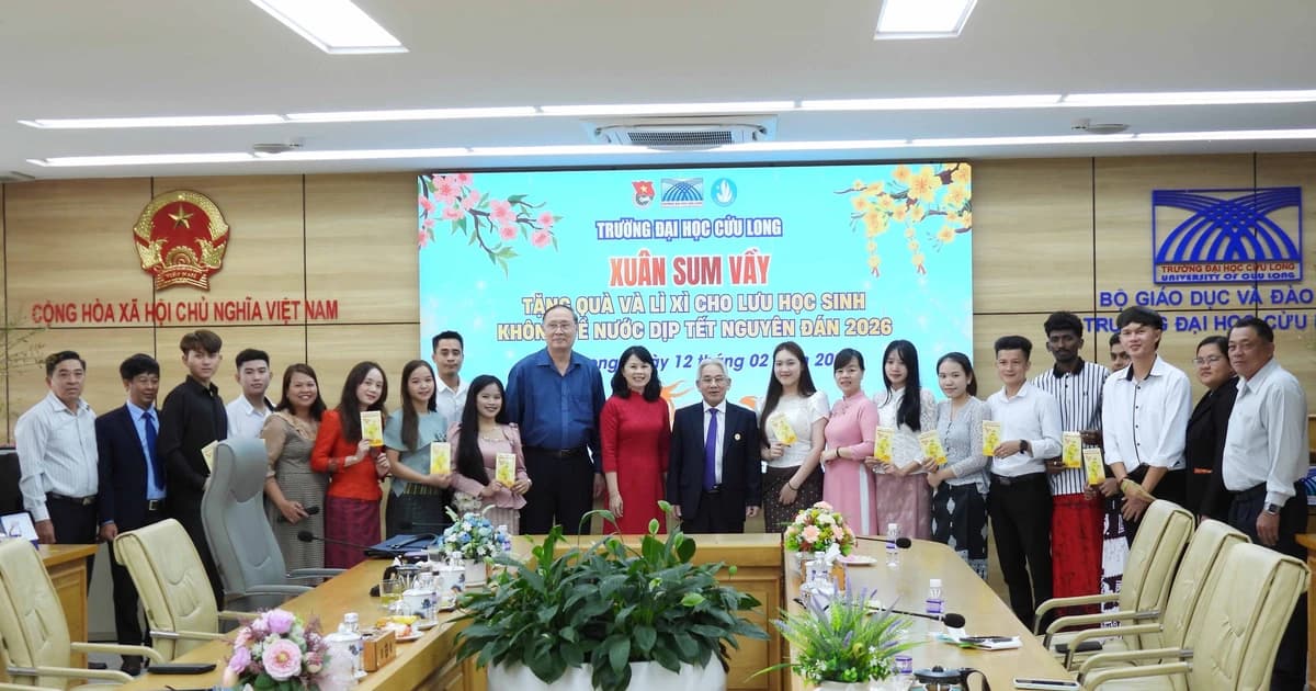 Ấm áp Tết sum vầy dành cho lưu học sinh Trường ĐH Cửu Long