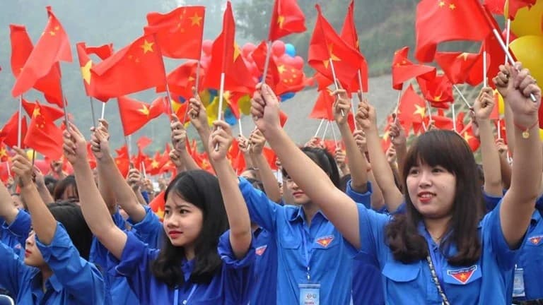 Đồng hành bền bỉ từ đoàn thể - xã hội