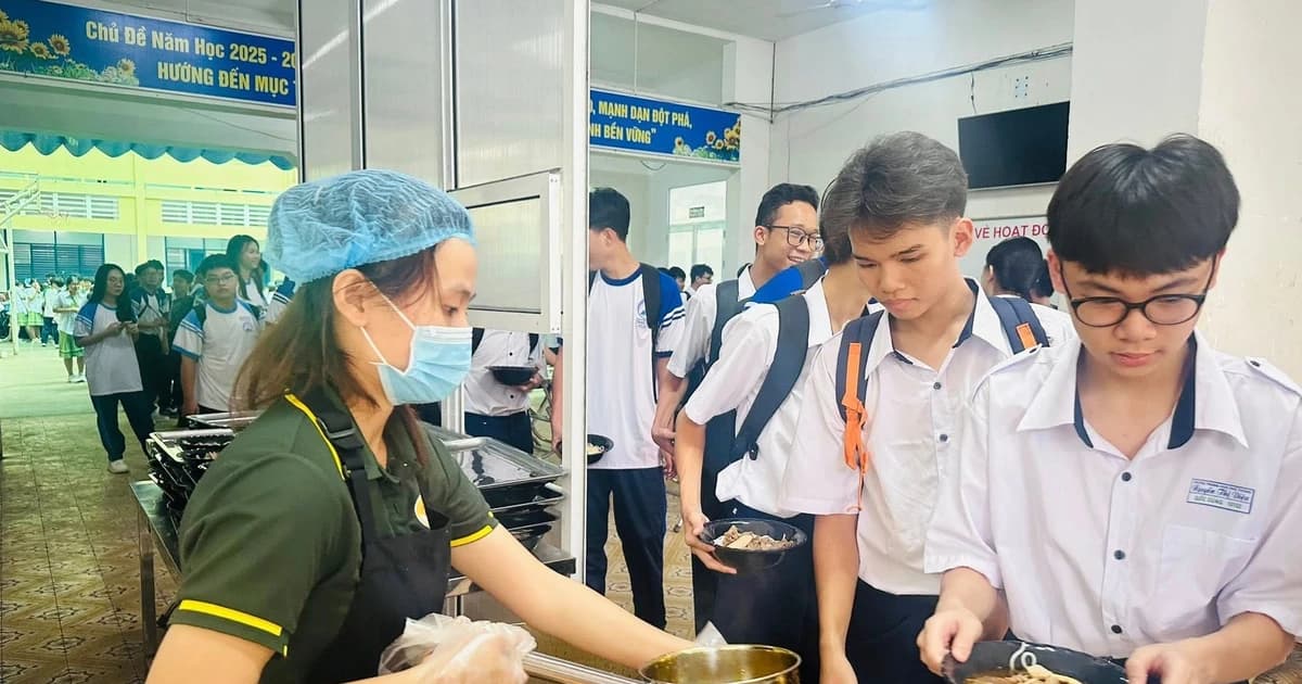 Bữa ăn học đường khoa học, an toàn