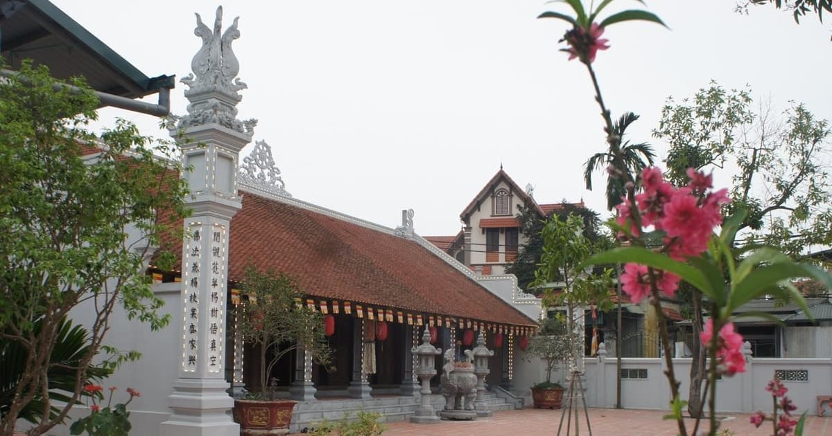 Cận cảnh Bảo vật Bàn thờ Phật bằng đá chùa Đại Bi