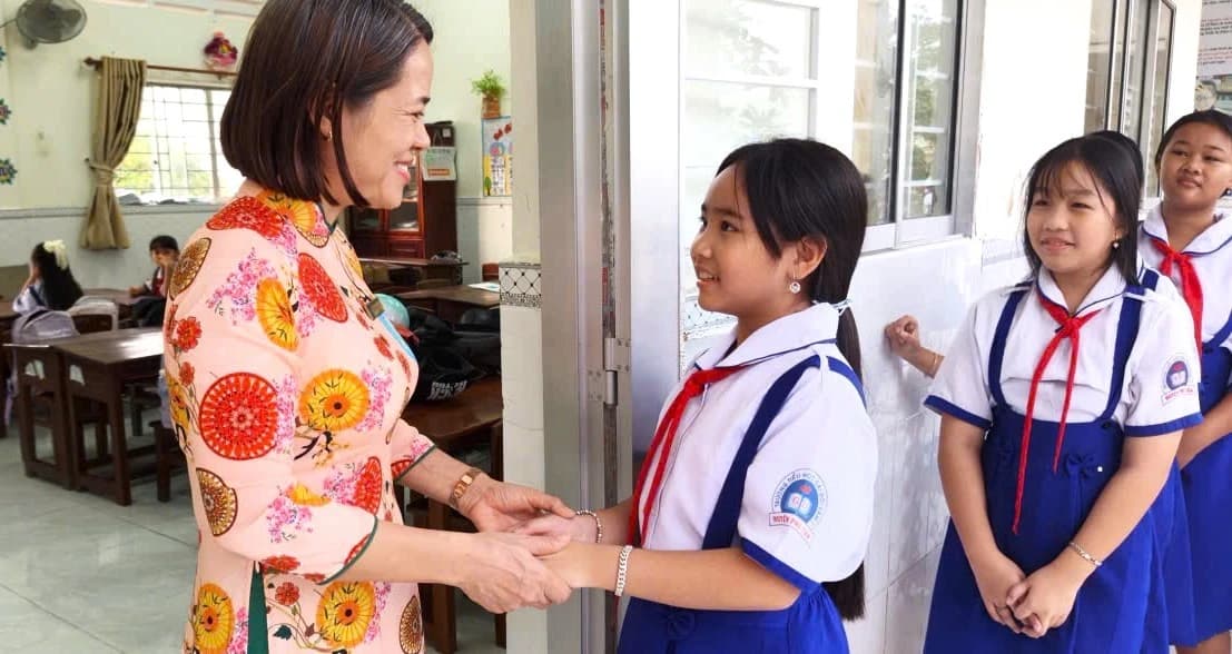 Thầy trò vùng 'đất Mũi' háo hức trở lại trường sau Tết