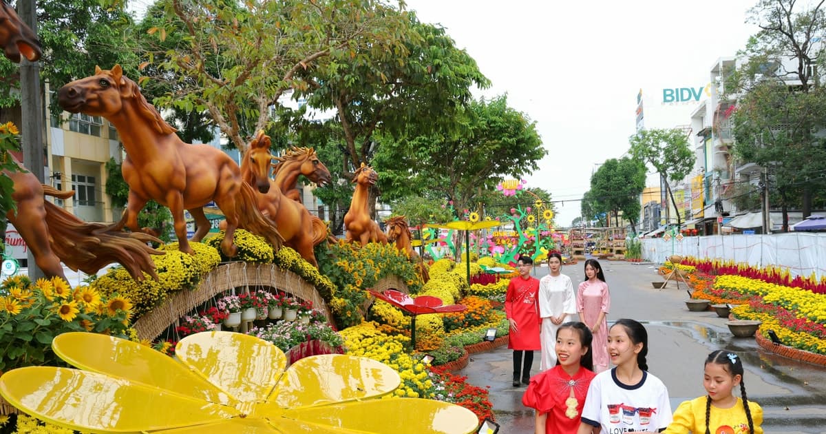 Cần Thơ đón khoảng 614.800 lượt khách đến tham quan trong dịp Tết Nguyên đán