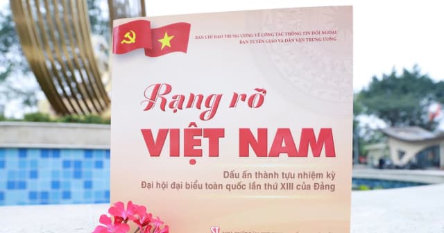 'Rạng rỡ Việt Nam': Dấu ấn thành tựu nhiệm kỳ Đại hội XIII của Đảng