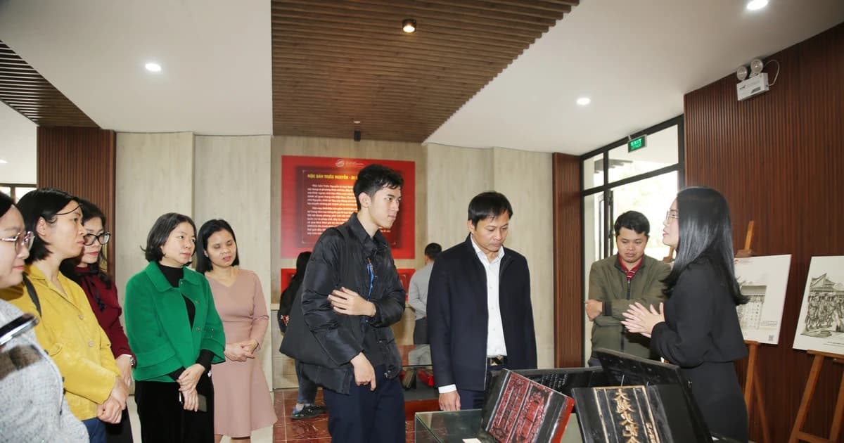 Đầu xuân thưởng lãm Châu phê, trải nghiệm in Mộc bản triều Nguyễn