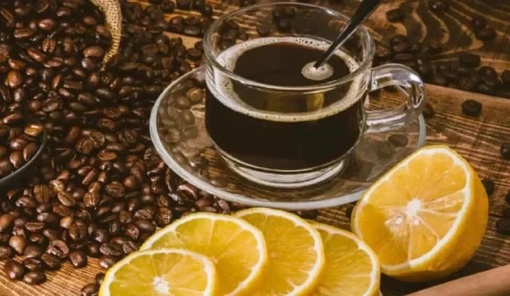 Uống cà phê với chanh có giảm cân không?