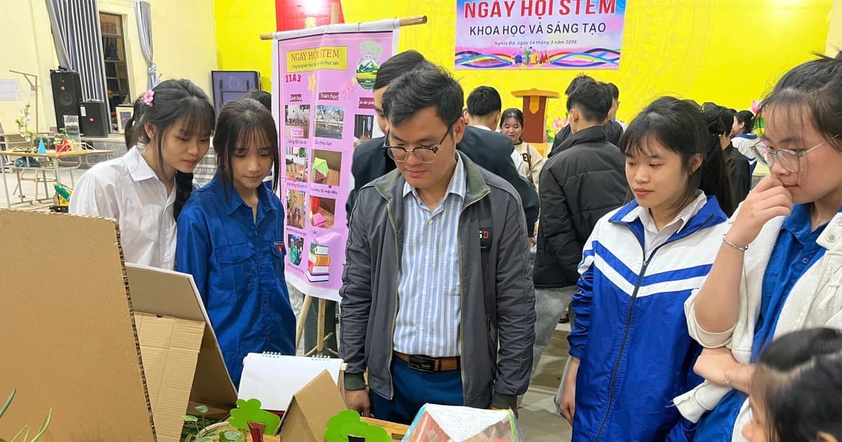 Khơi nguồn sáng tạo, lan tỏa đam mê khoa học qua Ngày hội STEM