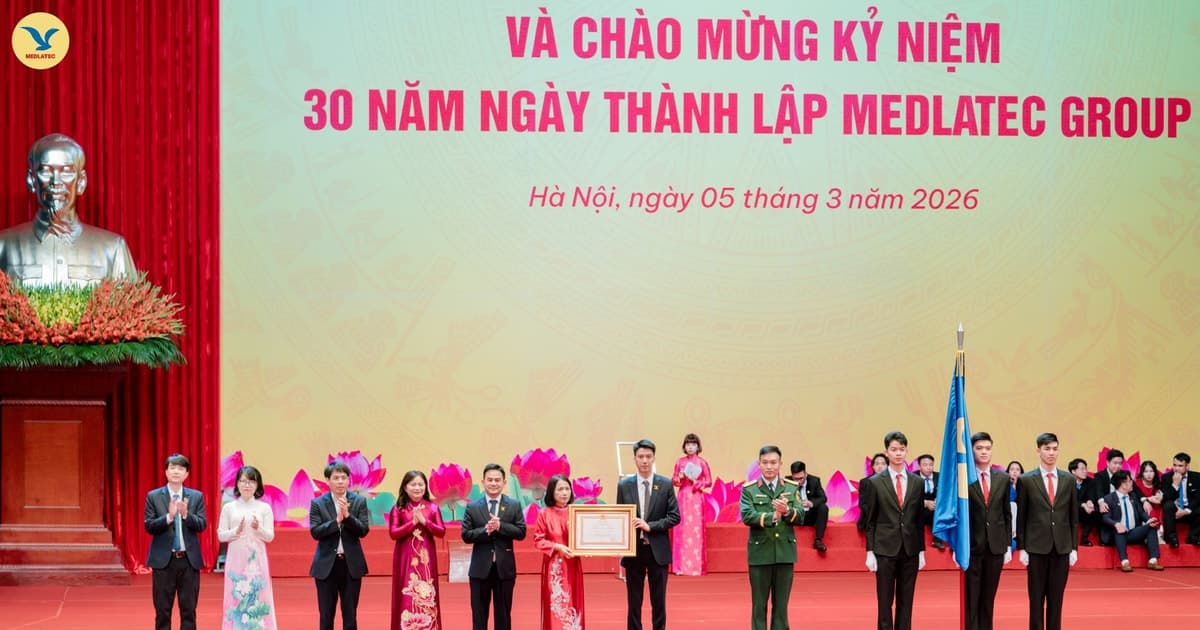 MEDLATEC đón Huân chương Lao động hạng Nhì, dấu mốc 30 năm vươn mình của hệ thống y tế tư nhân