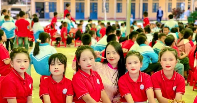 Khát vọng cống hiến cho giáo dục vùng khó