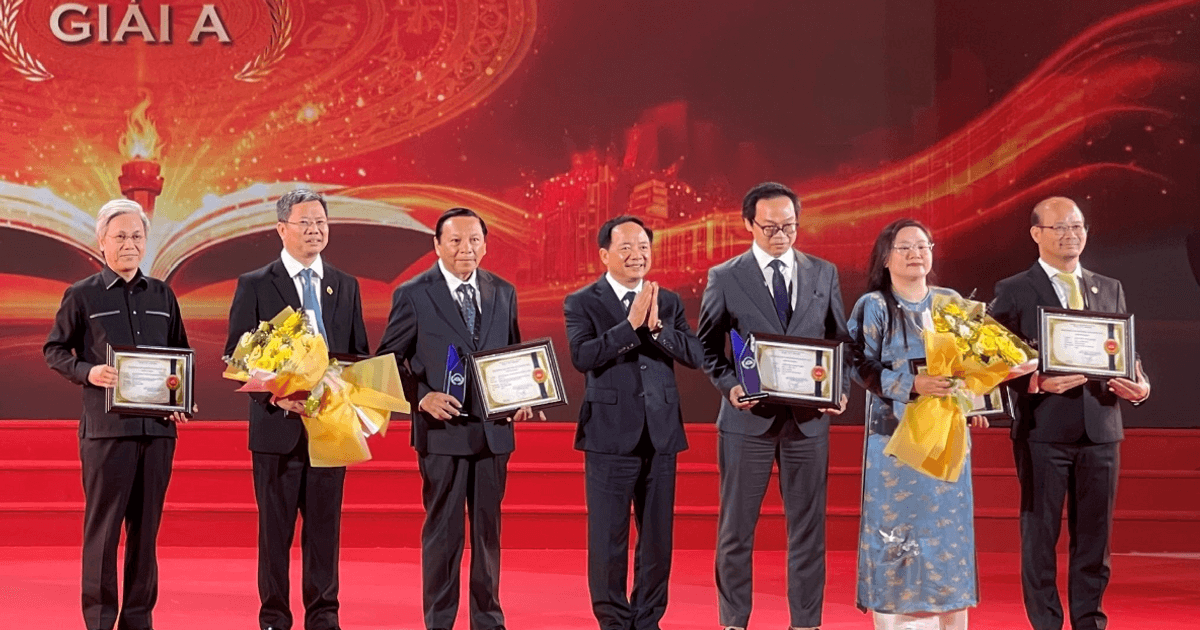 50 tác phẩm xuất sắc được vinh danh tại Giải thưởng Sách Quốc gia lần thứ VIII