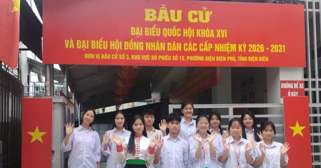 Lá phiếu đầu đời của hàng nghìn cử tri trẻ vùng cao Điện Biên