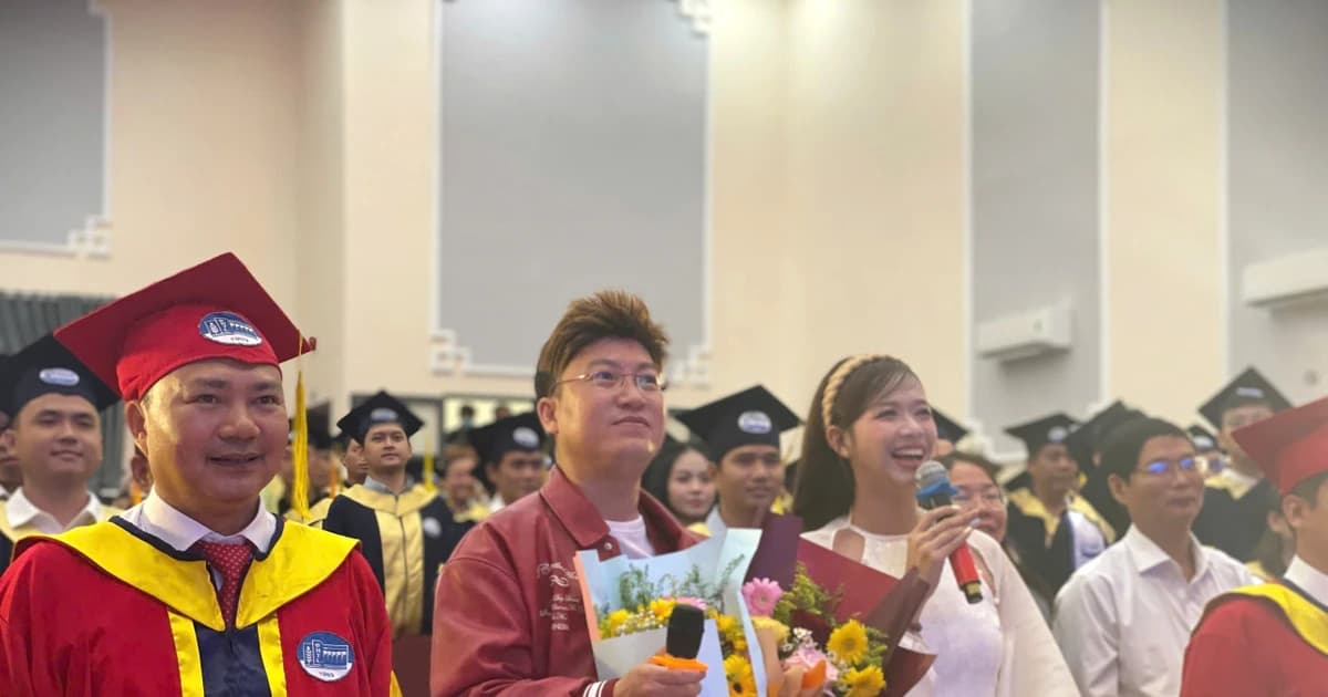 Hơn 200 tân khoa Phân hiệu Trường Đại học Thủy lợi nhận bằng tốt nghiệp