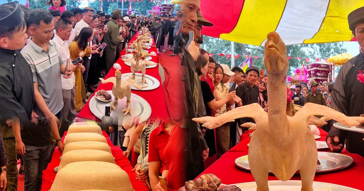 Về Bắc Ninh xem người dân Nghi Khúc 'so tài' luộc gà, đồ xôi đầu xuân