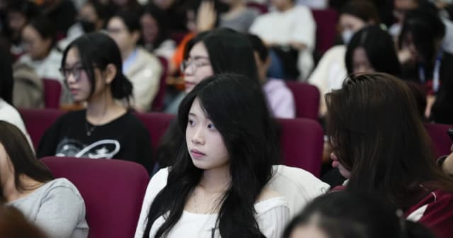 Nghiên cứu khoa học lan tỏa mạnh mẽ trong sinh viên