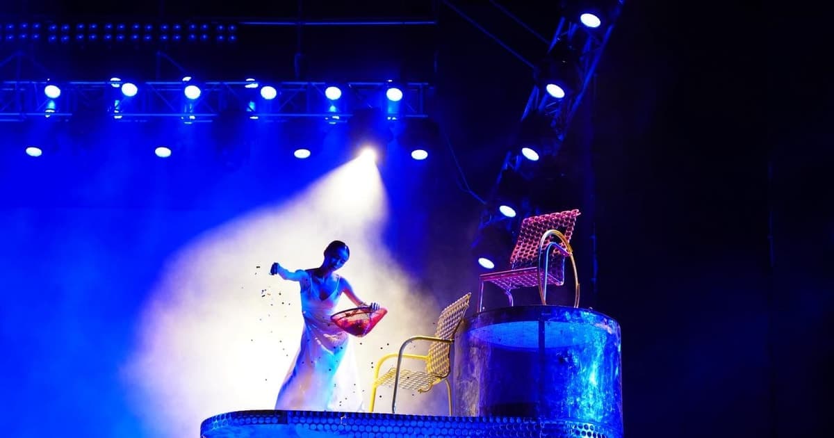 Chương trình 'Hoa và Rác' kết nối nghệ thuật với bảo vệ môi trường