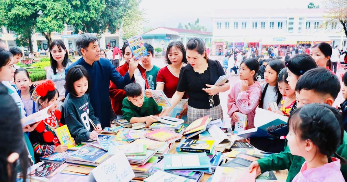 Sở GD&ĐT Tuyên Quang lan tỏa văn hóa đọc qua hoạt động 'Giao lưu đọc sách'