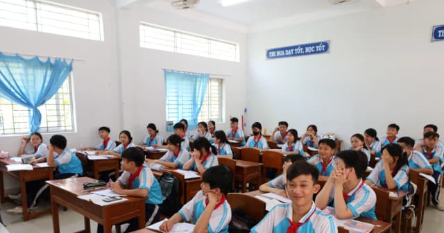 Cà Mau tạo điều kiện thuận lợi cho học sinh tham gia tuyển sinh lớp 10