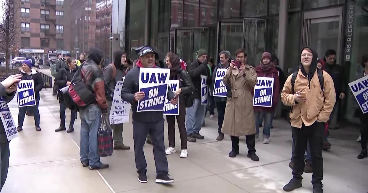 Giảng viên Mỹ đình công vì lương thấp