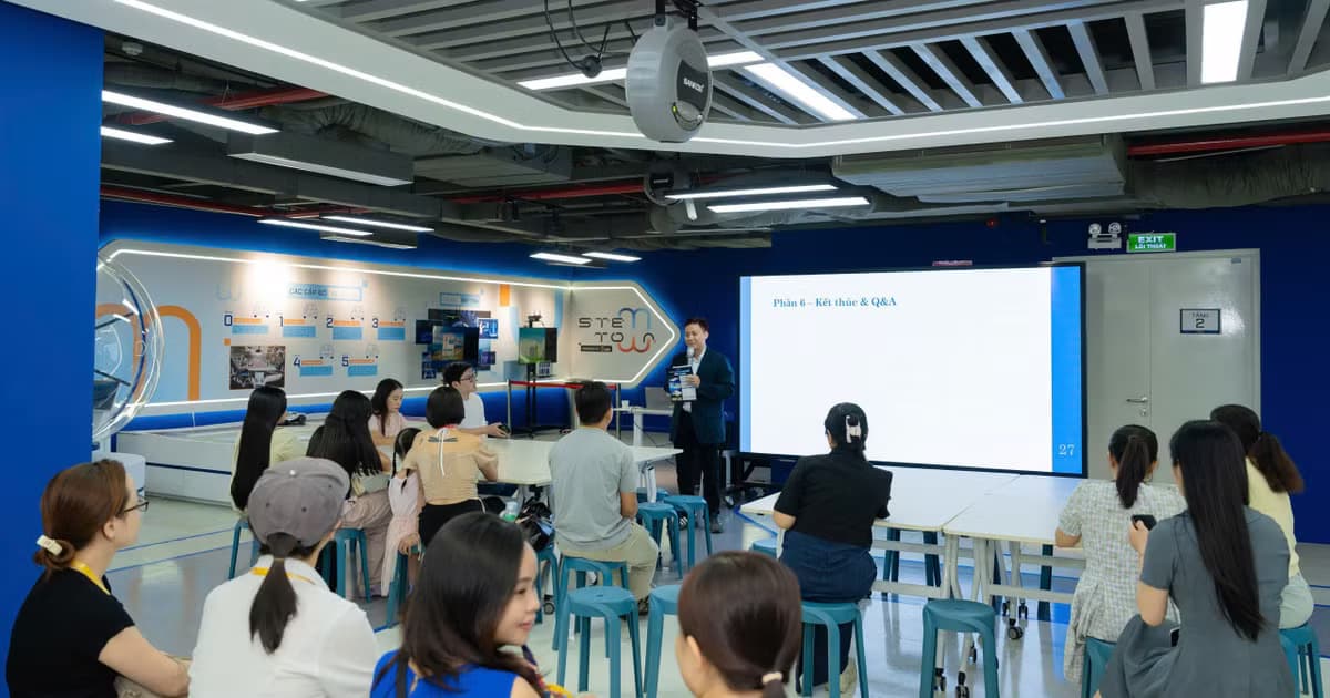 Phụ huynh tìm lời giải cho bài toán 'dạy con trong kỷ nguyên AI'