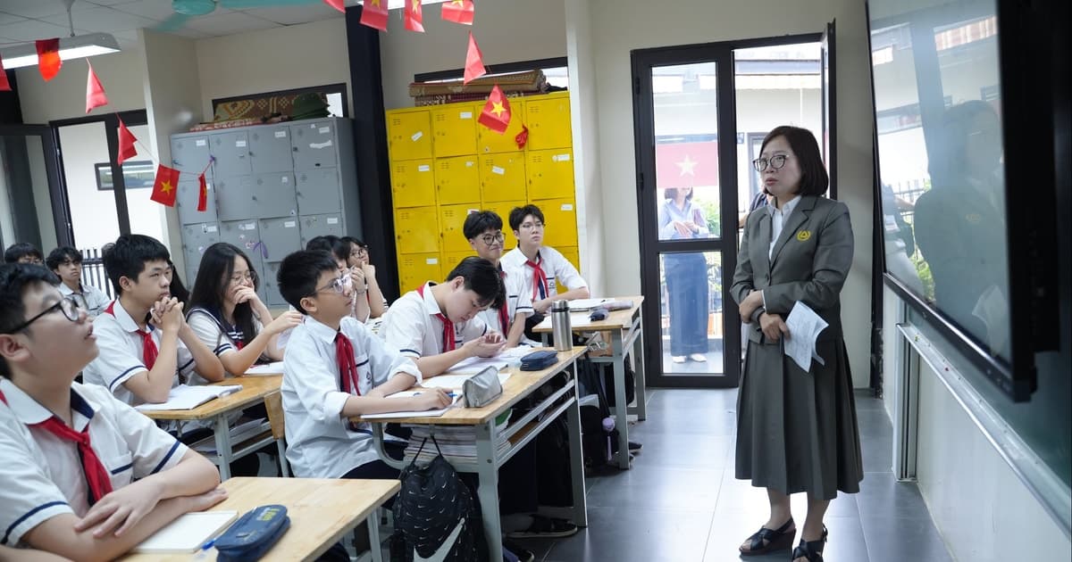 Hà Nội: Học sinh lớp 9 nỗ lực chuẩn bị cho kỳ thi chuyển cấp khốc liệt nhất cả nước