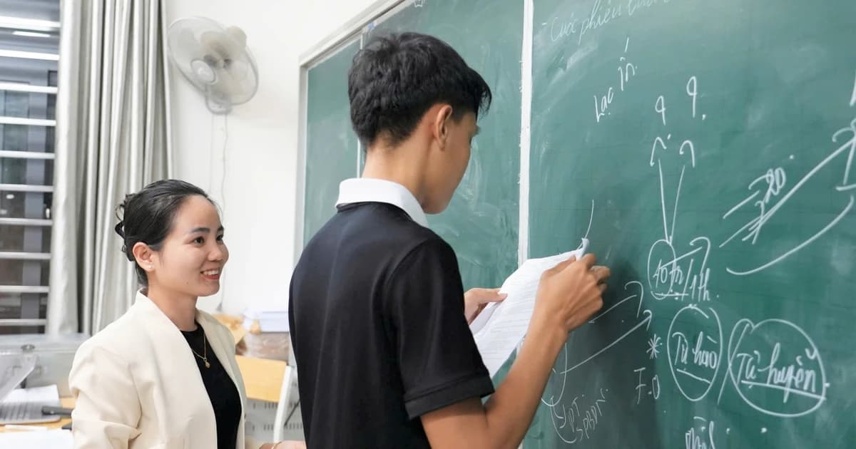 Ôn thi tốt nghiệp THPT 2026 theo định hướng đánh giá năng lực: Linh hoạt, cá nhân hóa dạy học